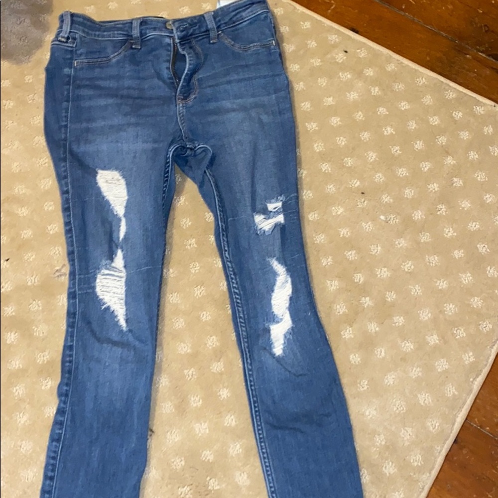 High waisted with rip detailing Hollister  jeans